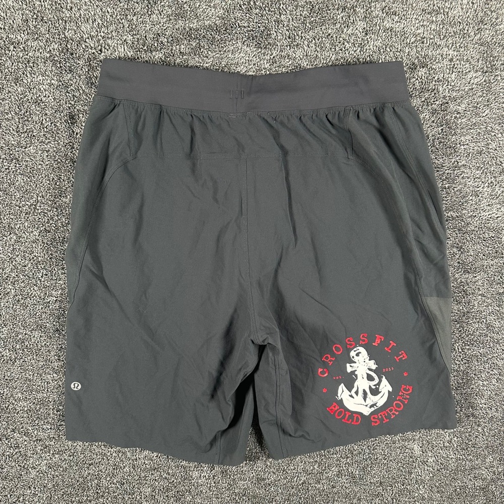 Lululemon Grind Down Shorts Mens M CrossFit Hold Strong Gray Athletic Gym WOD